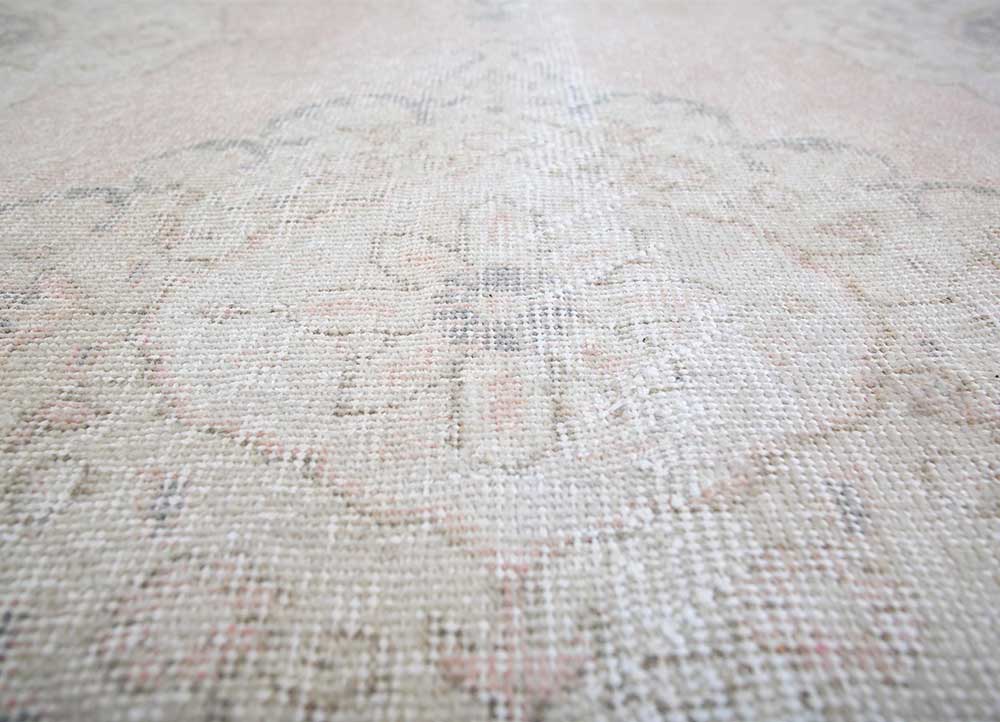 vintage beige and brown wool Hand Knotted Rug - CloseUp