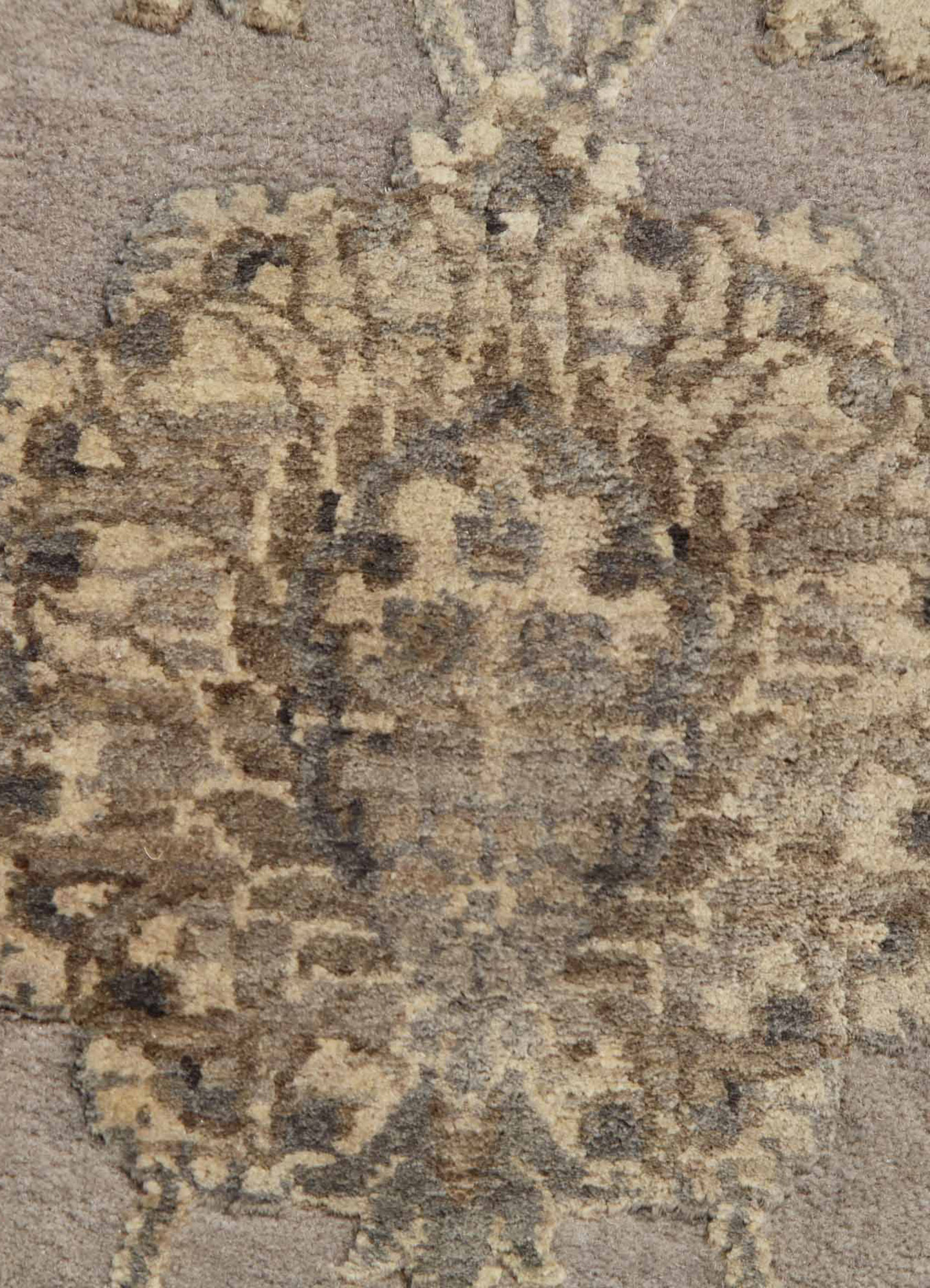 aurora grey and black wool and silk Hand Knotted Rug - CloseUp aurora grey and black wool and silk Hand Knotted Rug - CloseUp