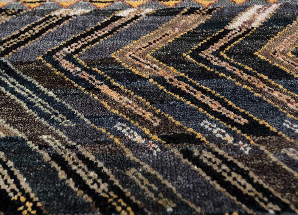 manchaha grey and black wool and silk Hand Knotted Rug - CloseUp