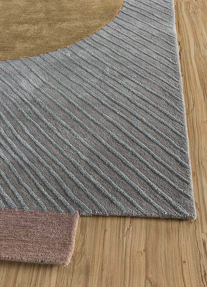 come around grey and black wool and viscose Hand Tufted Rug - Corner come around grey and black wool and viscose Hand Tufted Rug - Corner