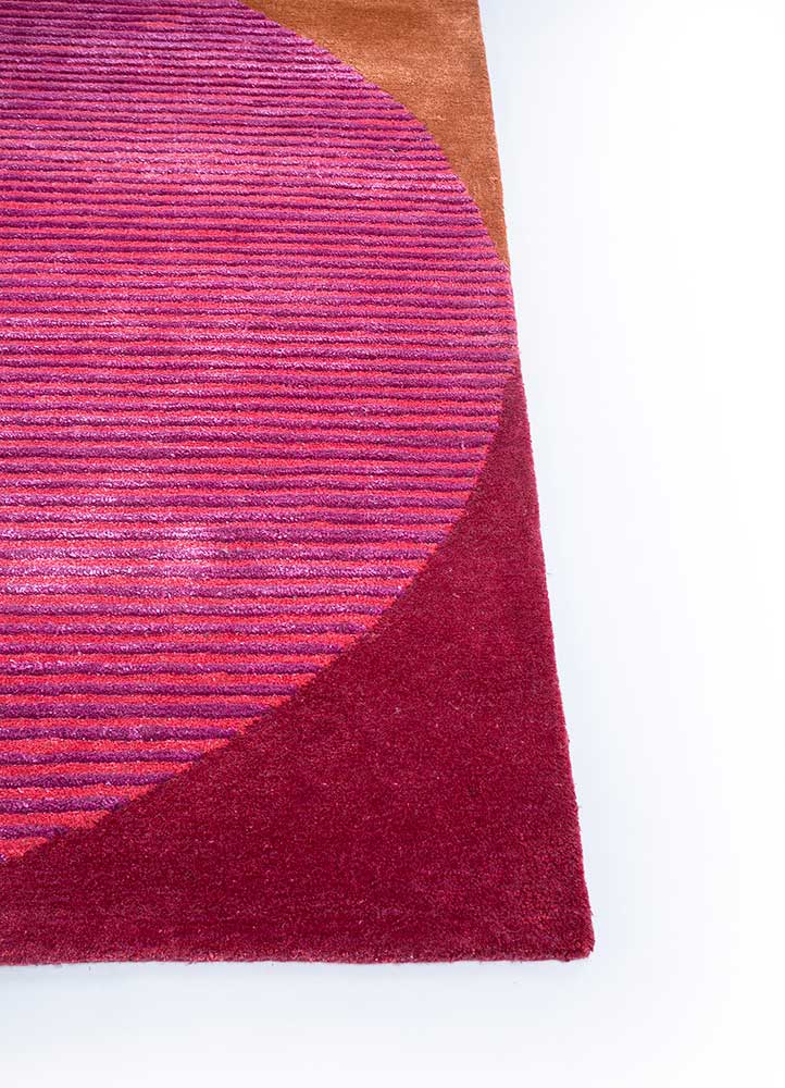 come around pink and purple wool and viscose Hand Tufted Rug - Corner