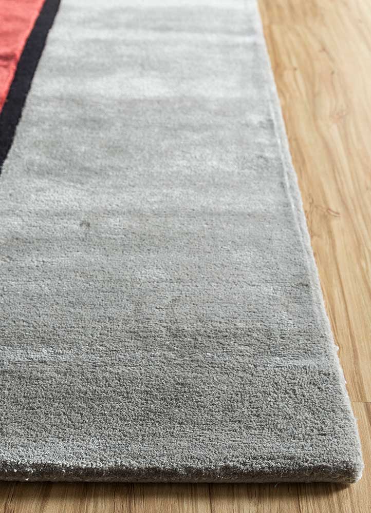 concoction grey and black wool and viscose Hand Tufted Rug - Corner