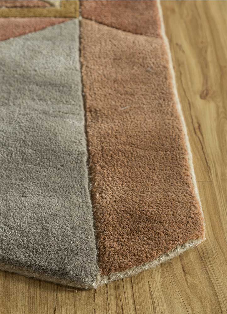 archetype beige and brown wool and viscose Hand Tufted Rug - Corner archetype beige and brown wool and viscose Hand Tufted Rug - Corner