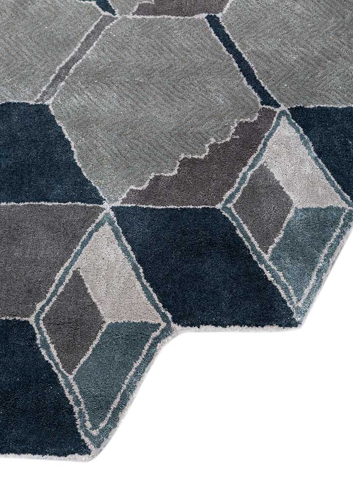 archetype blue wool and viscose Hand Tufted Rug - Corner