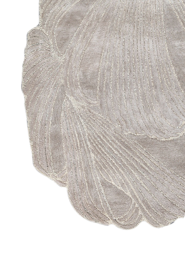 infini grey and black wool and viscose Hand Tufted Rug - Corner