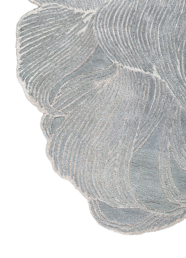 infini blue wool and viscose Hand Tufted Rug - Corner
