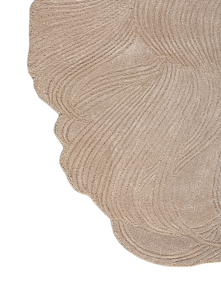 infini ivory wool and viscose Hand Tufted Rug - Corner