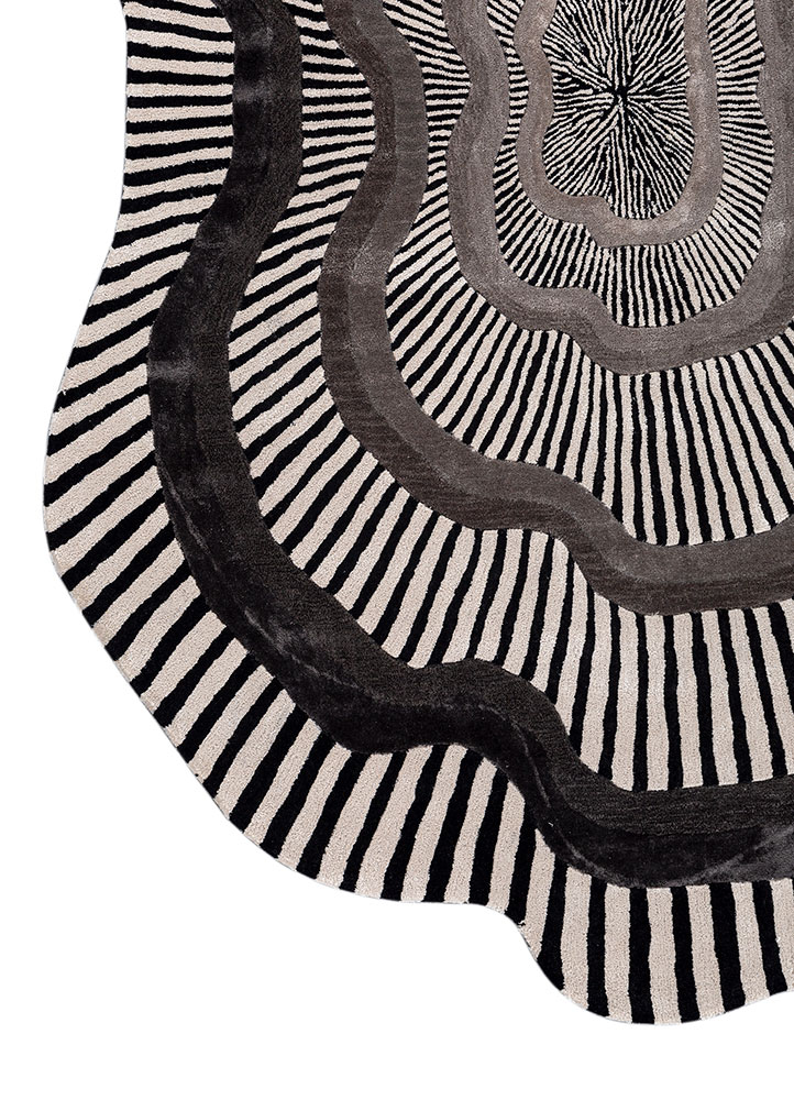 adrift grey and black wool and viscose Hand Tufted Rug - Corner