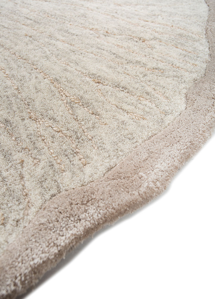 aurelia grey and black wool and viscose and silk Hand Tufted Rug - Corner