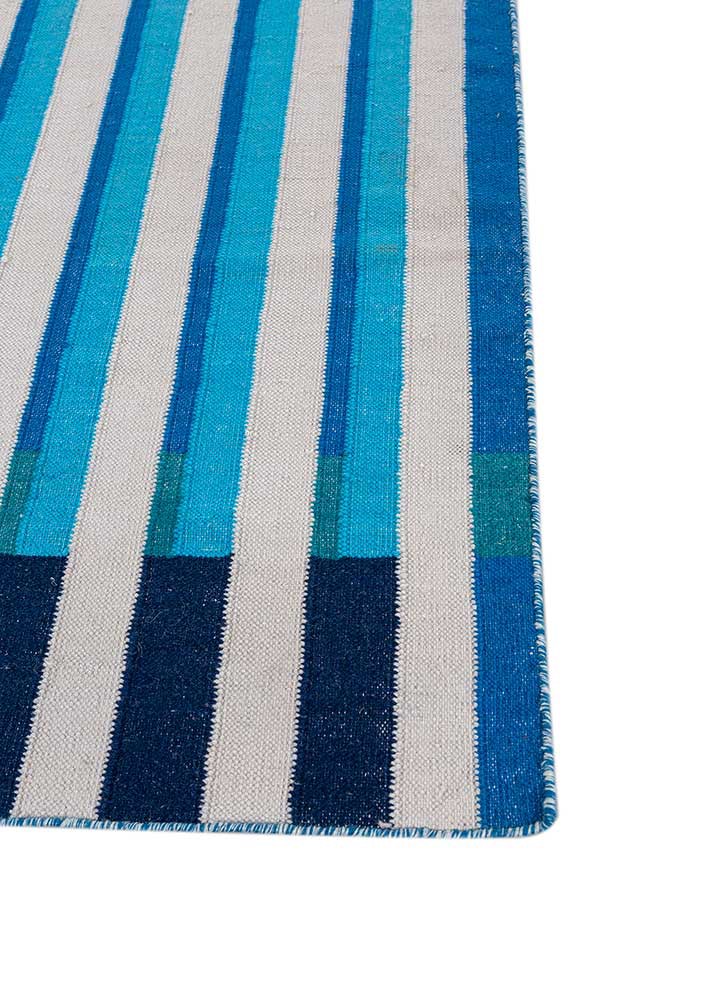 checkers grey and black wool Flat Weaves Rug - Corner checkers grey and black wool Flat Weaves Rug - Corner