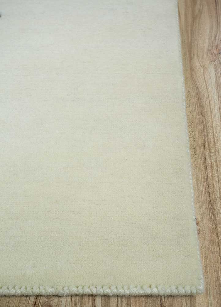 sthir green wool Hand Knotted Rug - Corner