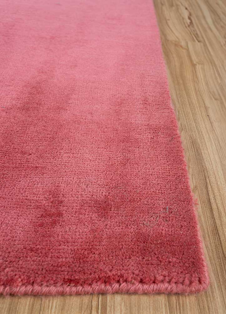 sthir red and orange wool Hand Knotted Rug - Corner