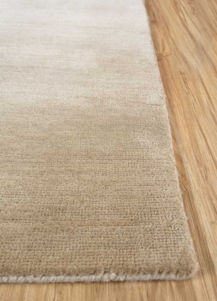 sthir gold wool Hand Knotted Rug - Corner