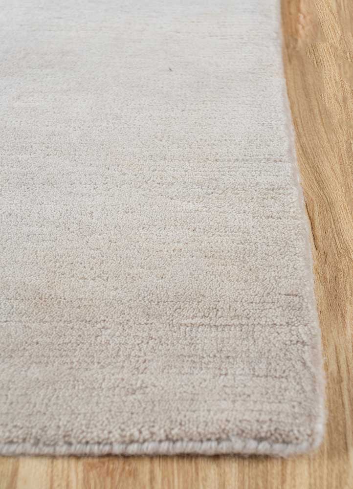 sthir ivory wool Hand Knotted Rug - Corner