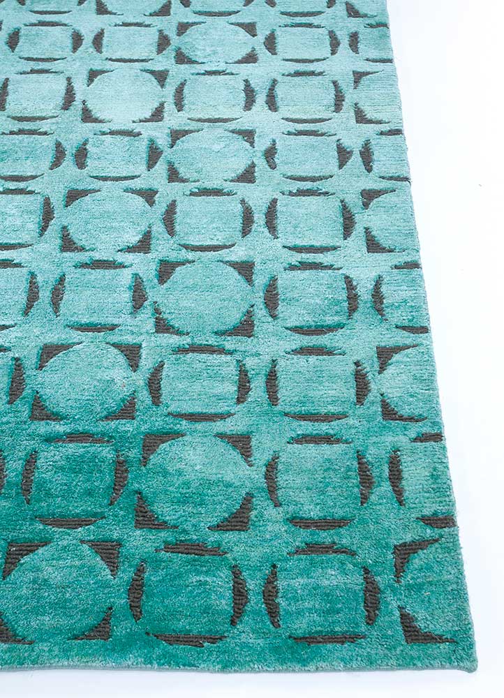 azalea blue wool and silk Hand Knotted Rug - Corner