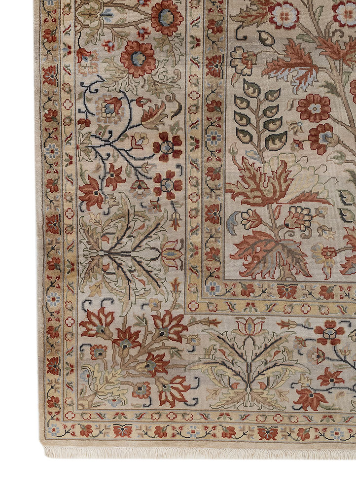 gulmarg ivory silk Hand Knotted Rug - Corner