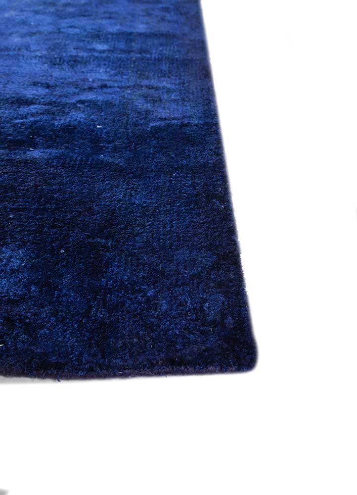 lacuna blue viscose Hand Knotted Rug - Corner