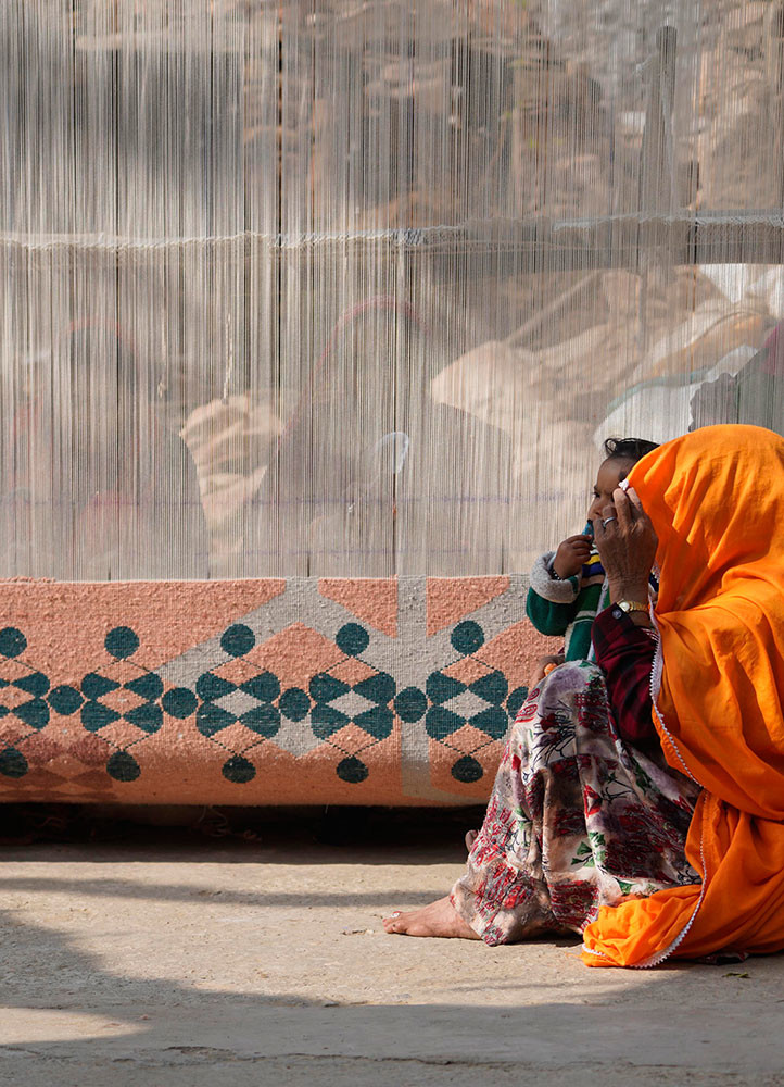 kolam red and orange wool and bamboo silk Hand Knotted Rug - Corner kolam red and orange wool and bamboo silk Hand Knotted Rug - Corner