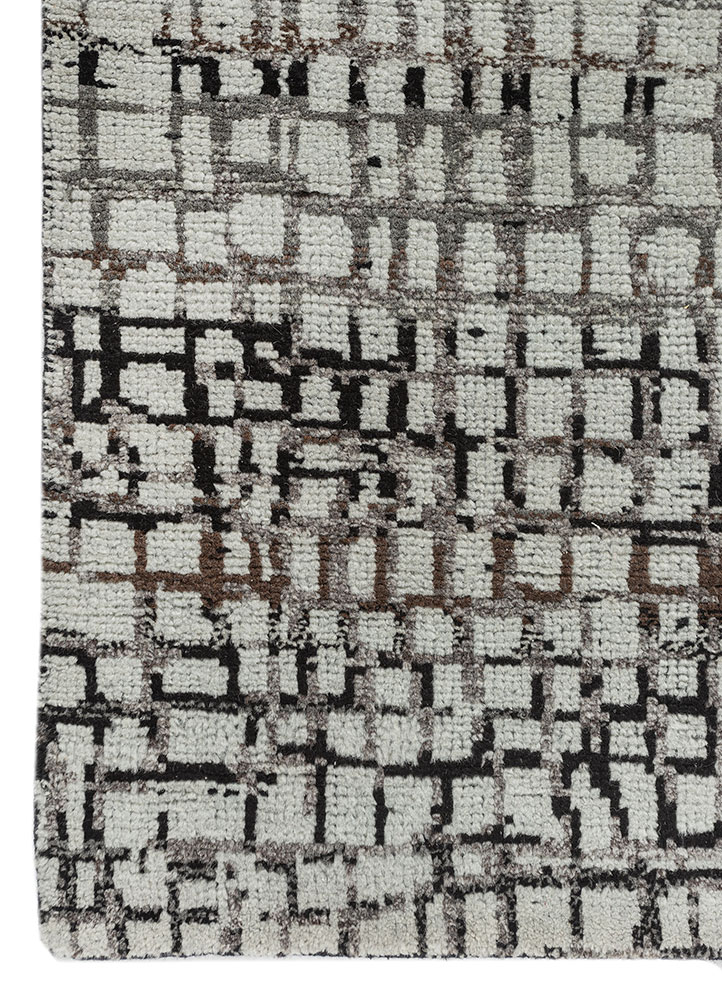 aprezo grey and black wool Hand Knotted Rug - Corner