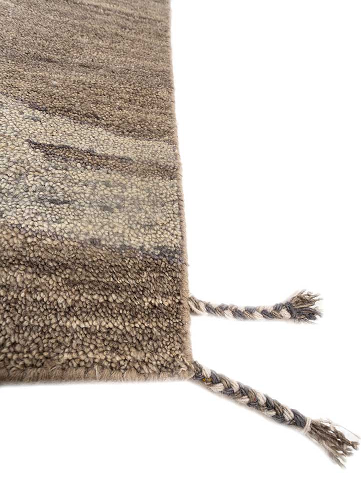 brahmaand grey and black wool Hand Knotted Rug - Corner brahmaand grey and black wool Hand Knotted Rug - Corner