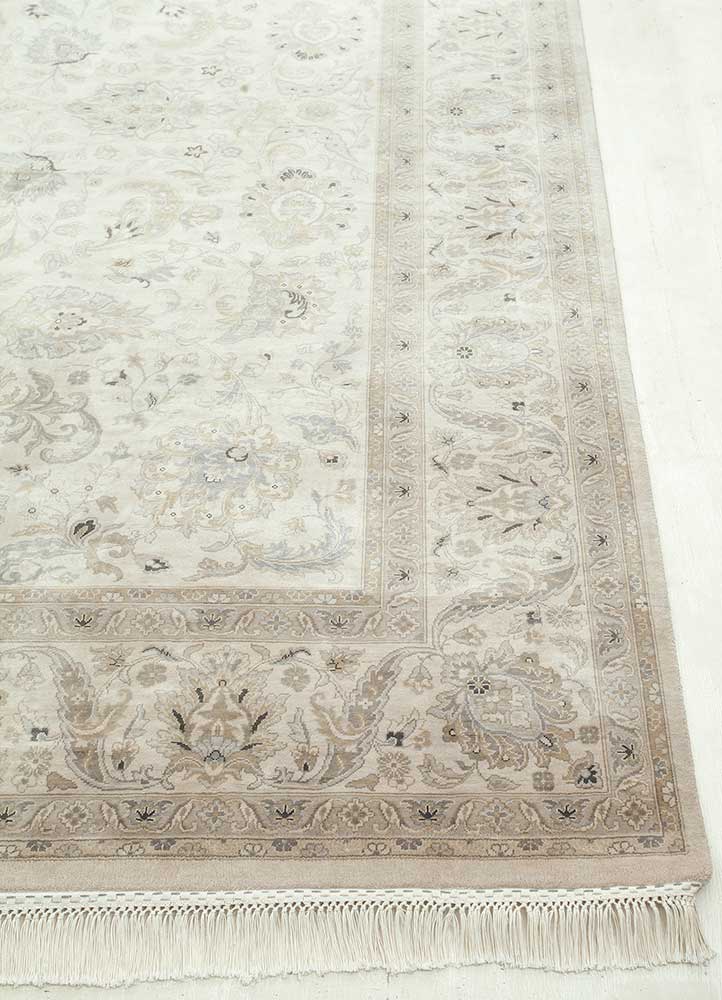 aurora ivory silk Hand Knotted Rug - Corner