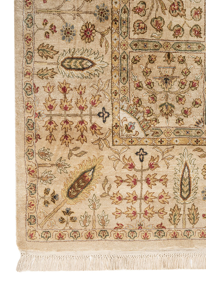 aurora ivory silk Hand Knotted Rug - Corner