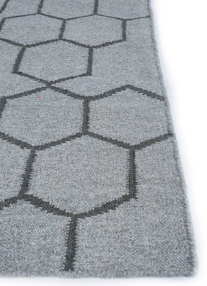 indusbar grey and black wool Flat Weaves Rug - Corner