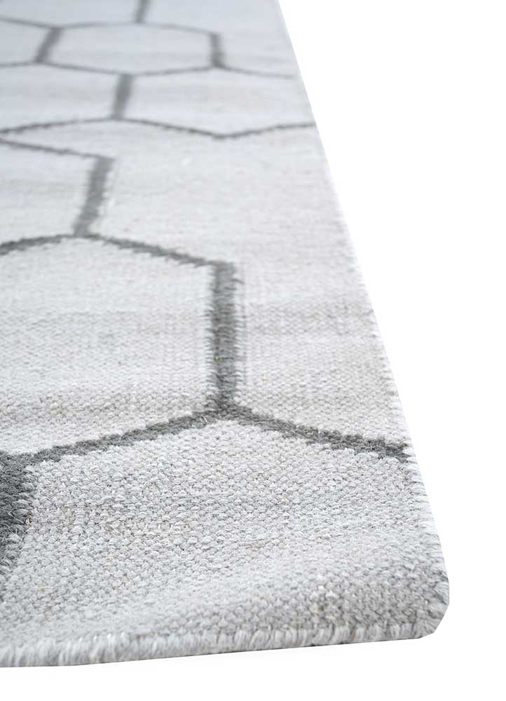 indusbar grey and black wool Flat Weaves Rug - Corner