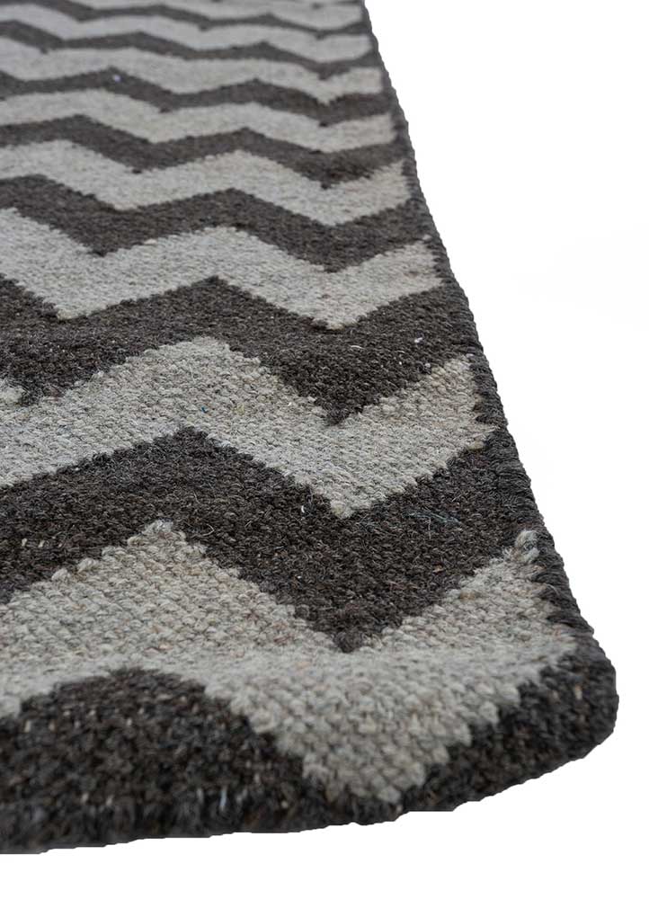 indusbar grey and black wool Flat Weaves Rug - Corner