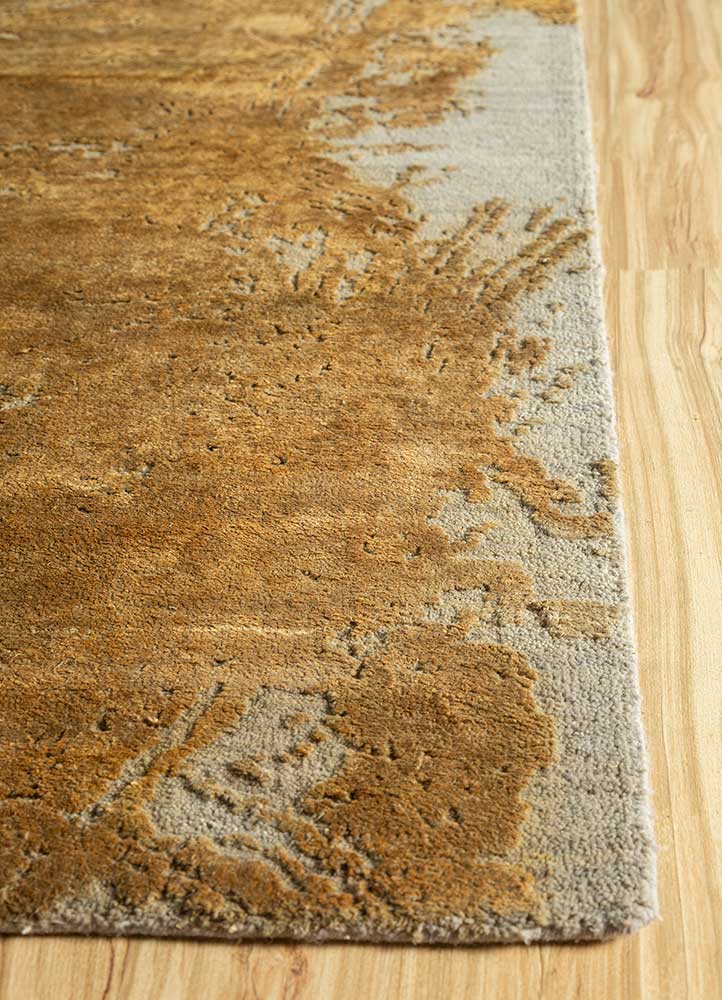 free verse by kavi gold wool and silk Hand Knotted Rug - Corner