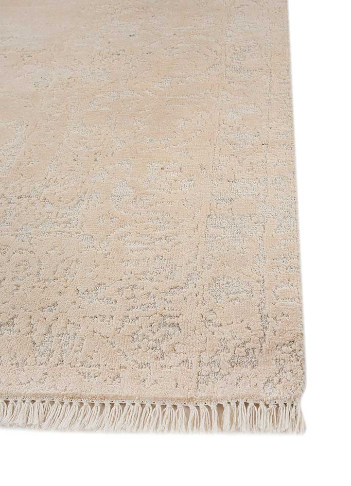 far east ivory wool and silk Hand Knotted Rug - Corner