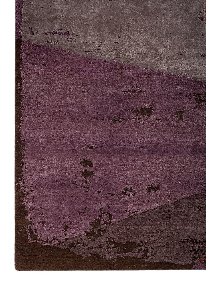aakar by kavi red and orange wool and bamboo silk Hand Knotted Rug - Corner aakar by kavi red and orange wool and bamboo silk Hand Knotted Rug - Corner