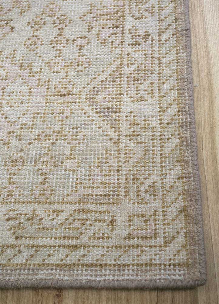 erbe ivory wool Hand Knotted Rug - Corner