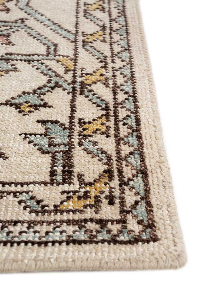 erbe ivory wool Hand Knotted Rug - Corner