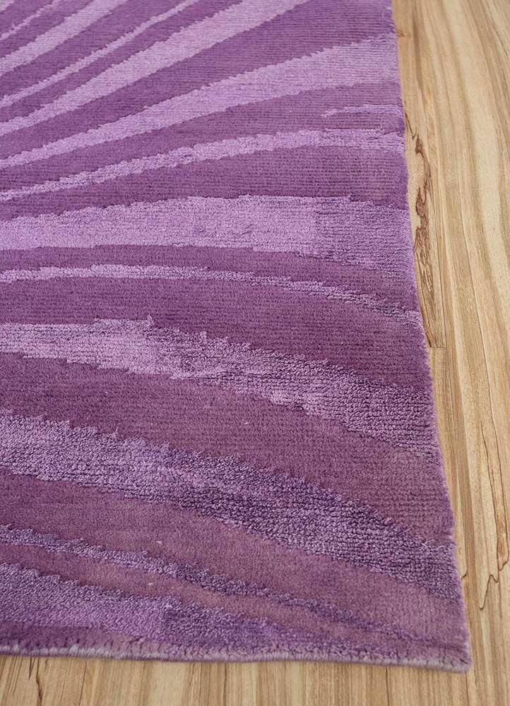 clan pink and purple wool and bamboo silk Hand Knotted Rug - Corner