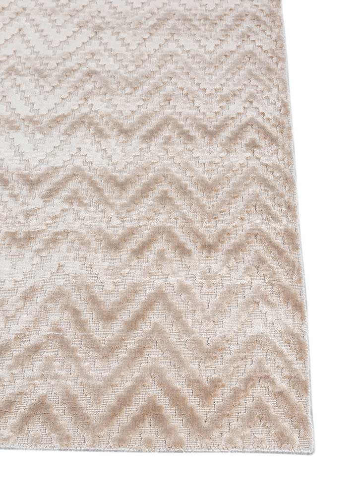 acar ivory viscose Hand Loom Rug - Corner