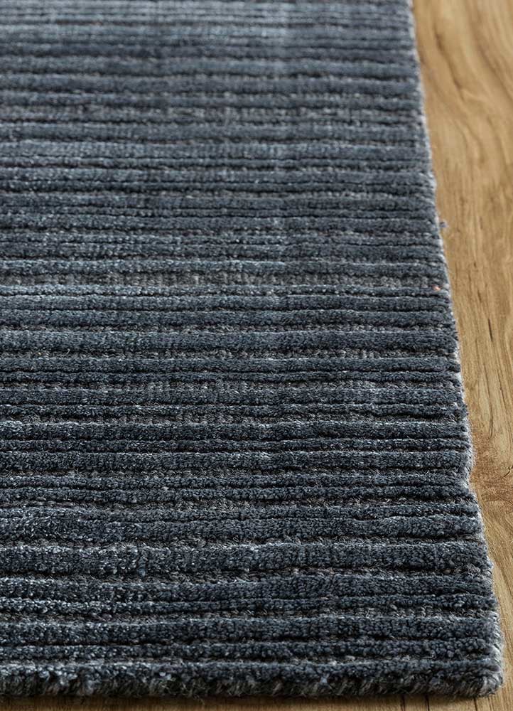 basis grey and black wool and bamboo silk Hand Loom Rug - Corner basis grey and black wool and bamboo silk Hand Loom Rug - Corner