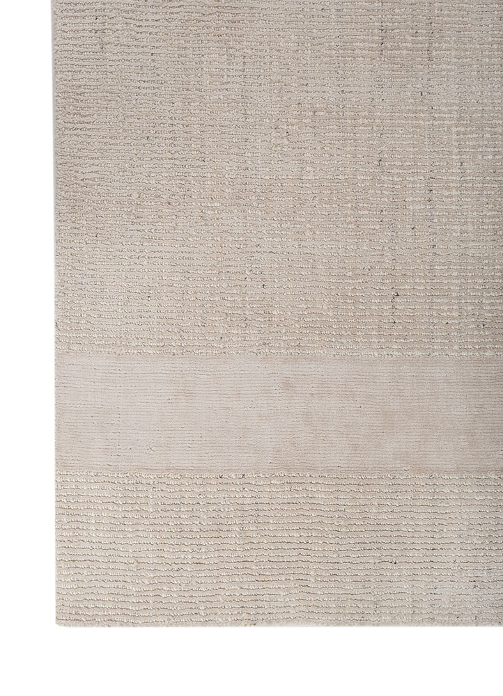 acar ivory wool Hand Loom Rug - Corner