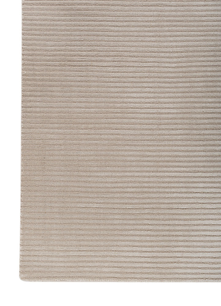 basis ivory wool and viscose Hand Loom Rug - Corner basis ivory wool and viscose Hand Loom Rug - Corner
