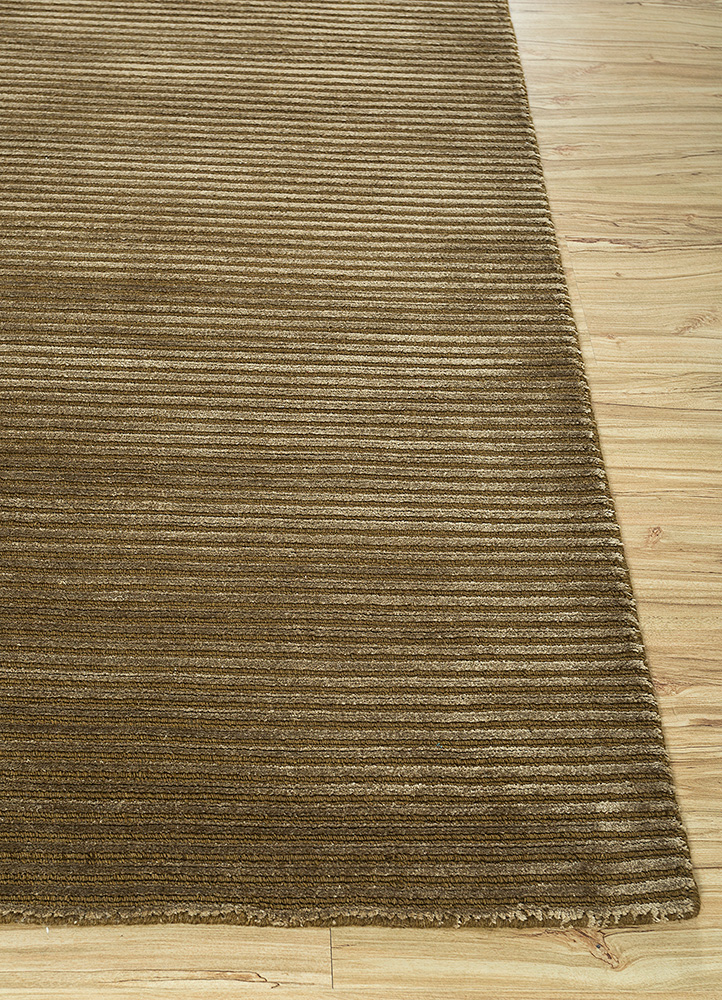 basis gold wool and viscose Hand Loom Rug - Corner