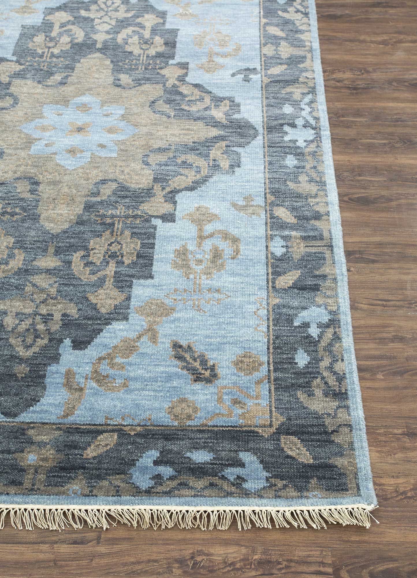 savana blue wool Hand Knotted Rug - Corner