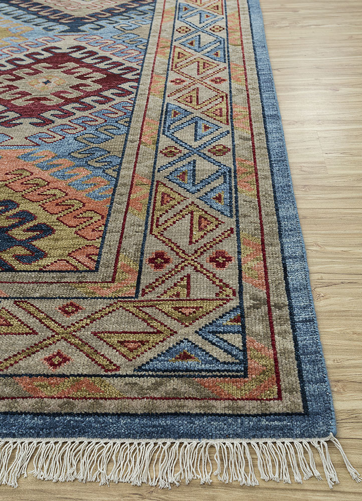 savana blue wool Hand Knotted Rug - Corner