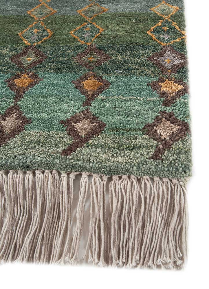 manchaha green wool and bamboo silk Hand Knotted Rug - Corner