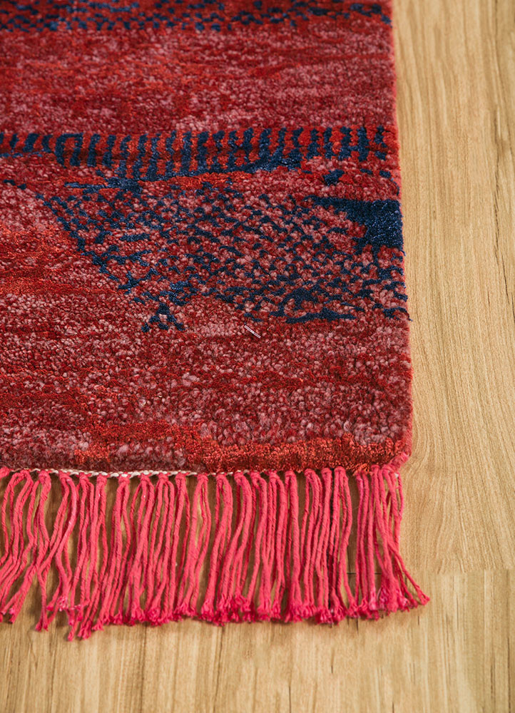 manchaha red and orange wool and bamboo silk Hand Knotted Rug - Corner manchaha red and orange wool and bamboo silk Hand Knotted Rug - Corner