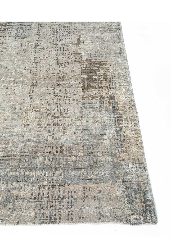 uvenuti ivory wool and bamboo silk Hand Knotted Rug - Corner