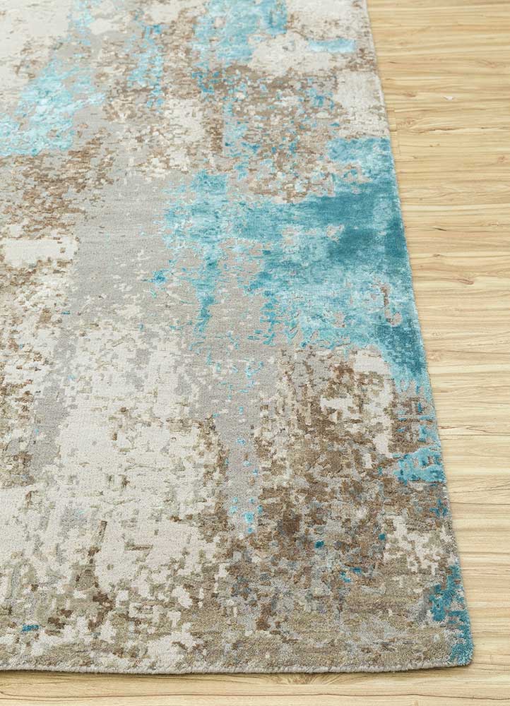 uvenuti ivory wool and bamboo silk Hand Knotted Rug - Corner