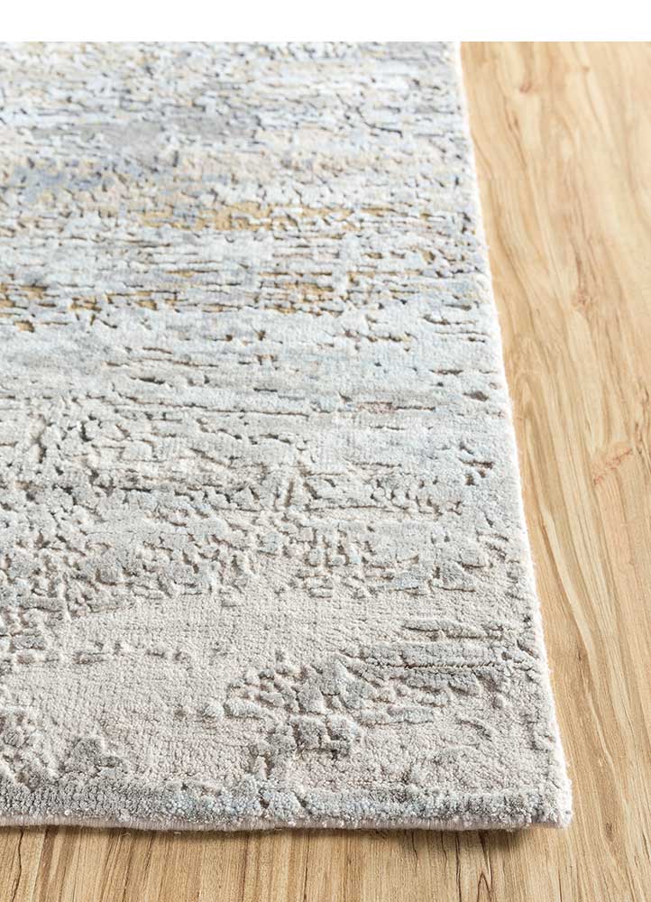 uvenuti ivory wool and bamboo silk Hand Knotted Rug - Corner