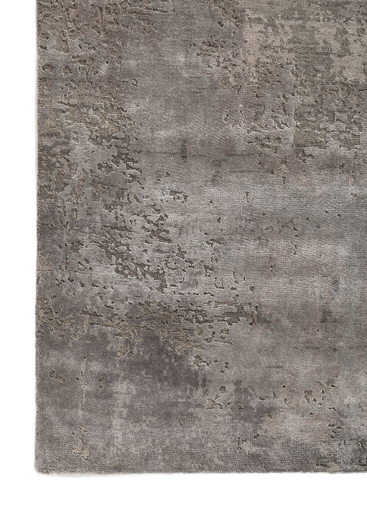 uvenuti grey and black wool and bamboo silk Hand Knotted Rug - Corner uvenuti grey and black wool and bamboo silk Hand Knotted Rug - Corner