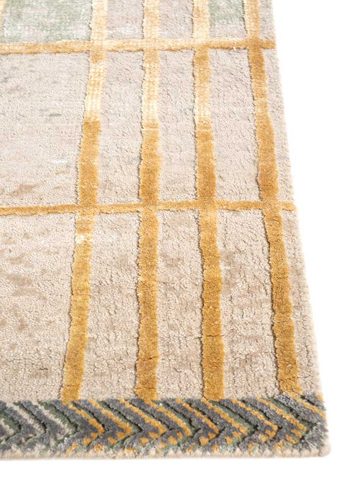 clan ivory wool and bamboo silk Hand Knotted Rug - Corner