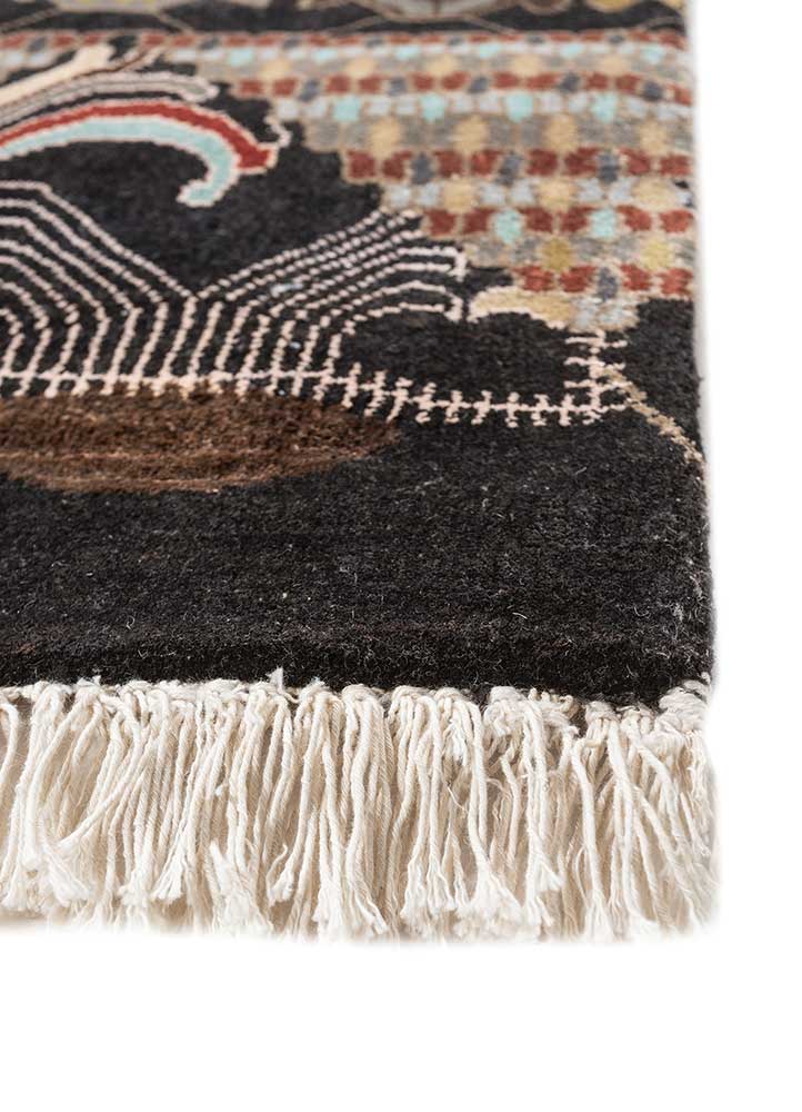 gulmarg grey and black silk Hand Knotted Rug - Corner gulmarg grey and black silk Hand Knotted Rug - Corner